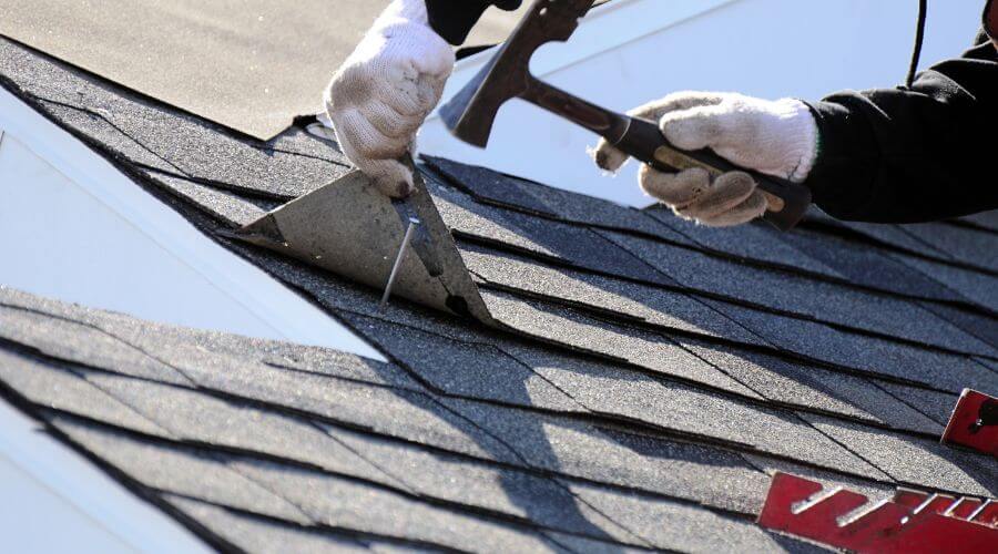 Professional residential roofers in Centerpoint, IN